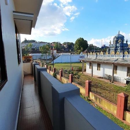 Varam Homestay Madikeri Eksteriør billede