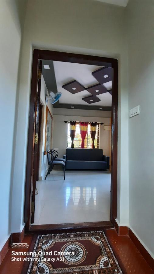 Varam Homestay Madikeri Eksteriør billede