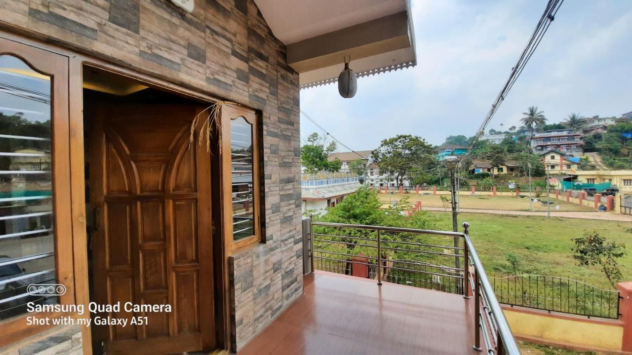 Varam Homestay Madikeri Eksteriør billede